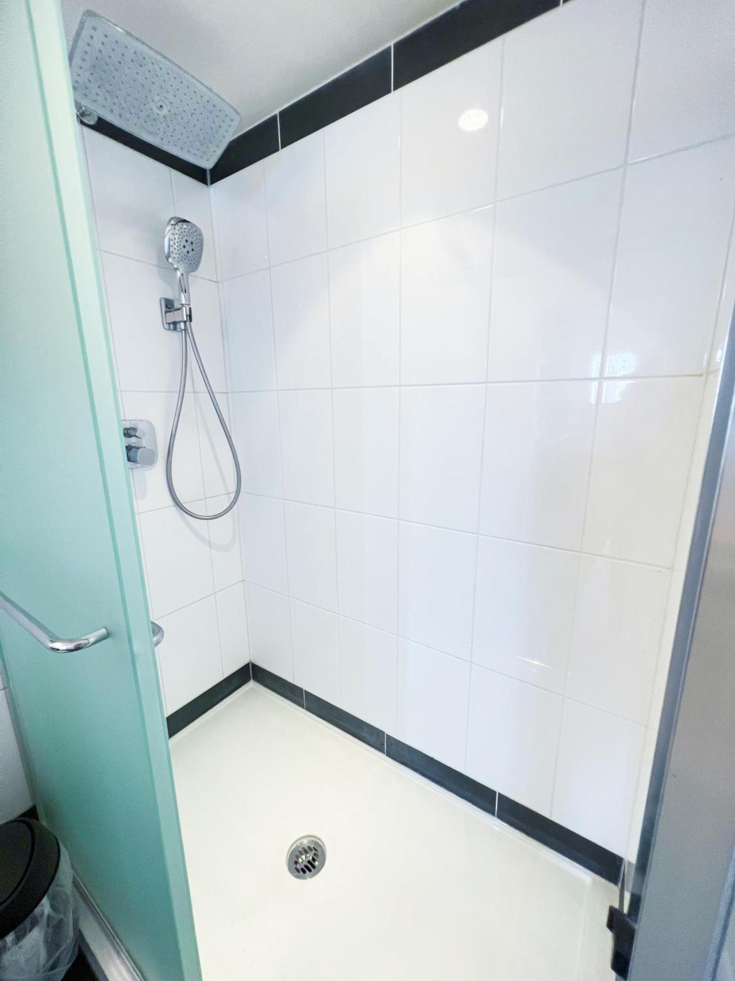 דירות וונקובר Downtown 4Bd 2Ba View Skytrain 2 Free Parking מראה חיצוני תמונה